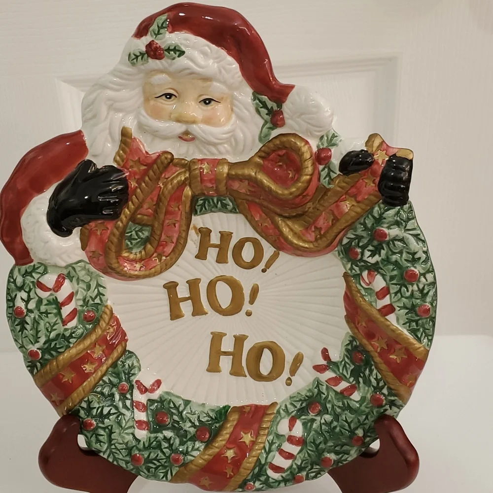 FITZ & FLOYD SANTA WREATH PLATE